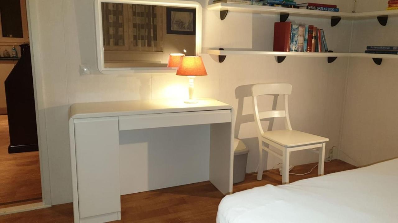 Chalet Buutengeweun, Met Luxe Jacuzzi En Tonsauna Sint Annaland Kültér fotó