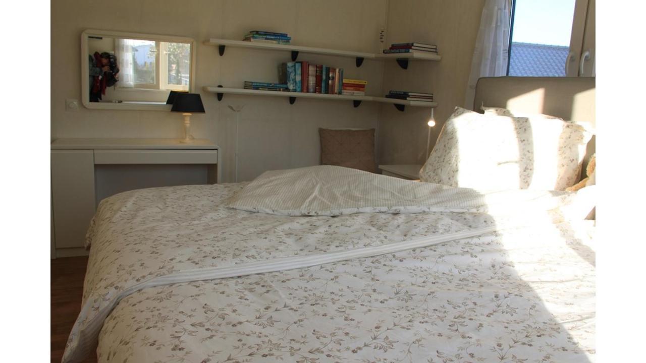 Chalet Buutengeweun, Met Luxe Jacuzzi En Tonsauna Sint Annaland Kültér fotó