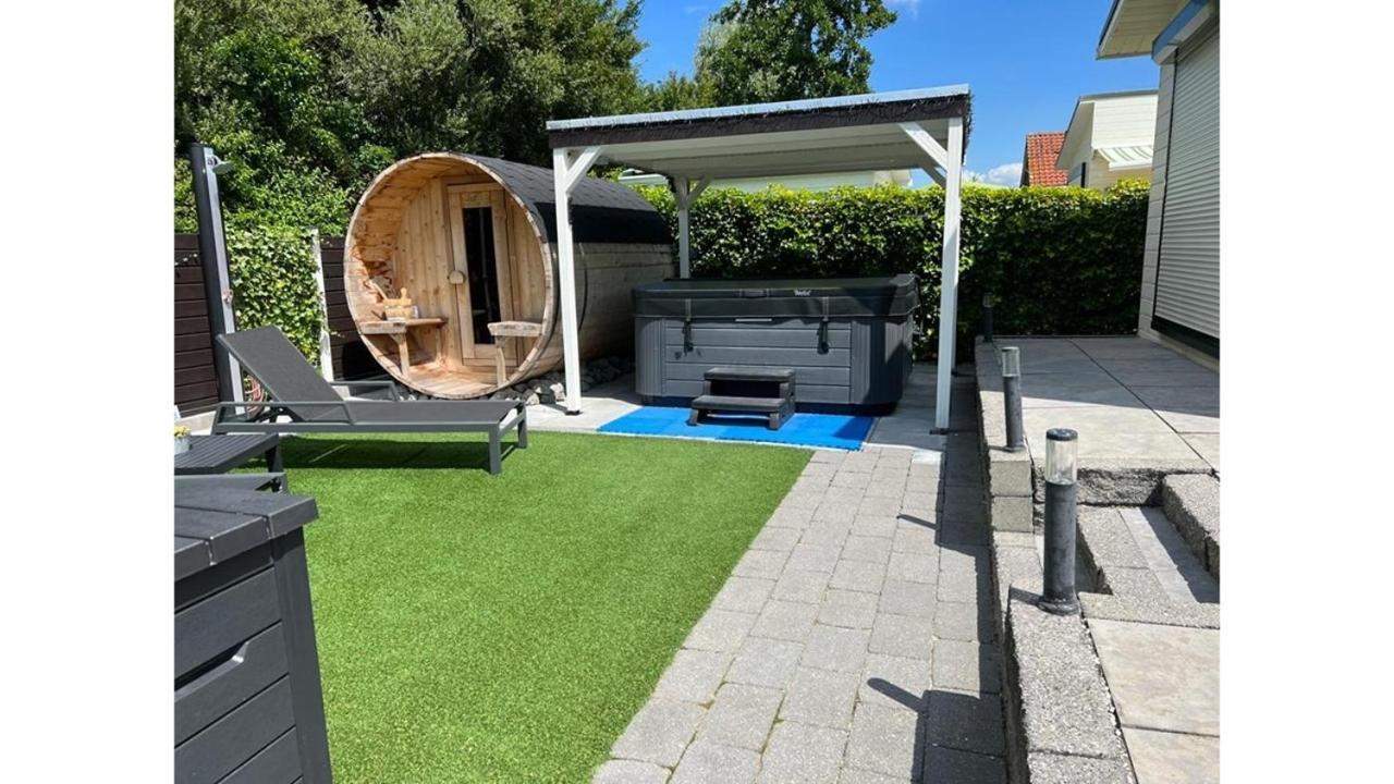 Chalet Buutengeweun, Met Luxe Jacuzzi En Tonsauna Sint Annaland Kültér fotó